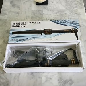 Hot Shot Tools 1 1/4" Salon Tapered Curling Wand...Brand New In Box....